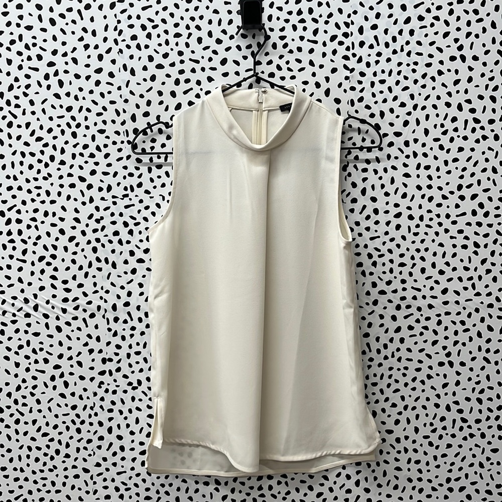 NWT Ann Taylor Cream Sleeveless Blouse